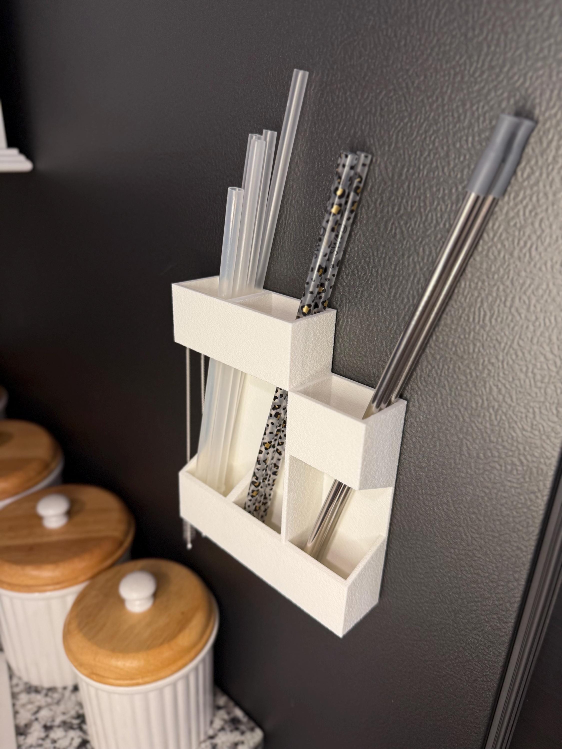 Reusable Straw Holder and Organizer